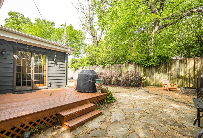 176 CRESTMERE PL, Memphis, Tennessee 38112, 2 Bedrooms Bedrooms, 6 Rooms Rooms,2 BathroomsBathrooms,Residential,For Sale,CRESTMERE,10219503