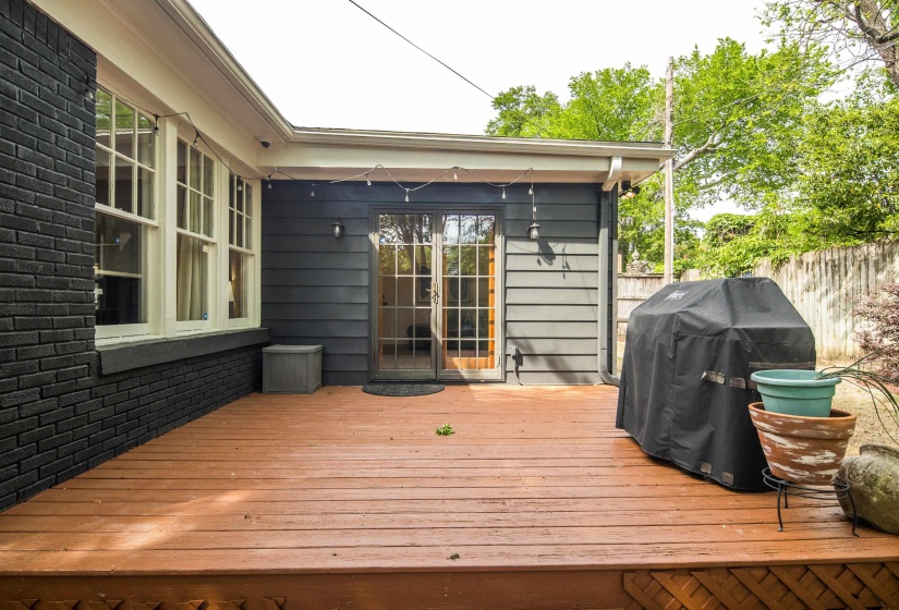 176 CRESTMERE PL, Memphis, Tennessee 38112, 2 Bedrooms Bedrooms, 6 Rooms Rooms,2 BathroomsBathrooms,Residential,For Sale,CRESTMERE,10219503