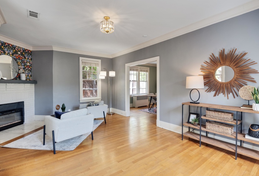 176 CRESTMERE PL, Memphis, Tennessee 38112, 2 Bedrooms Bedrooms, 6 Rooms Rooms,2 BathroomsBathrooms,Residential,For Sale,CRESTMERE,10219503