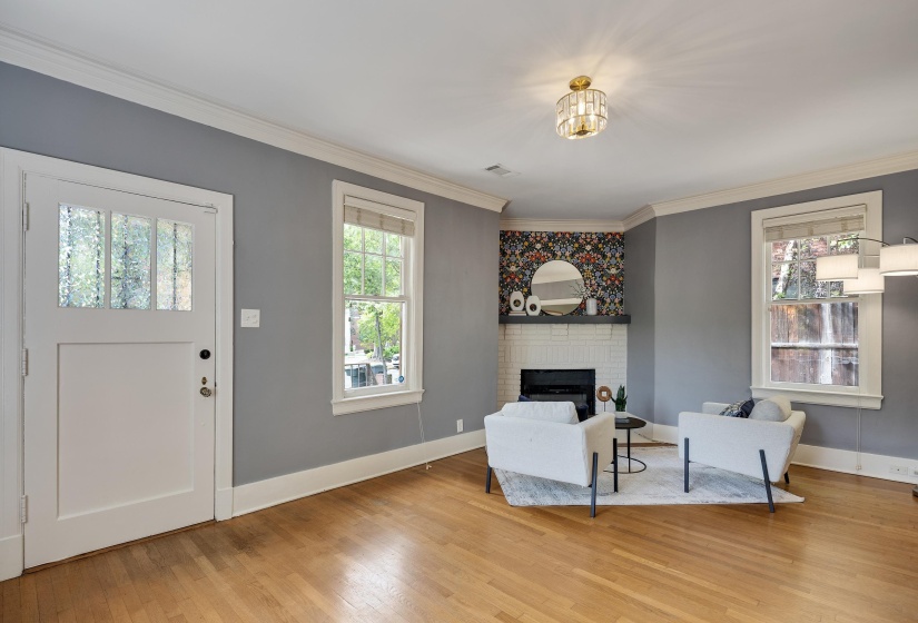 176 CRESTMERE PL, Memphis, Tennessee 38112, 2 Bedrooms Bedrooms, 6 Rooms Rooms,2 BathroomsBathrooms,Residential,For Sale,CRESTMERE,10219503