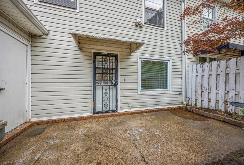 Property entrance featuring a patio