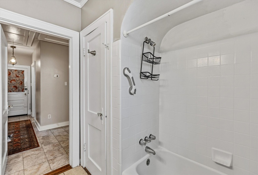 564 ALEXANDER ST, Memphis, Tennessee 38111, 2 Bedrooms Bedrooms, 6 Rooms Rooms,1 BathroomBathrooms,Residential,For Sale,ALEXANDER,10219510