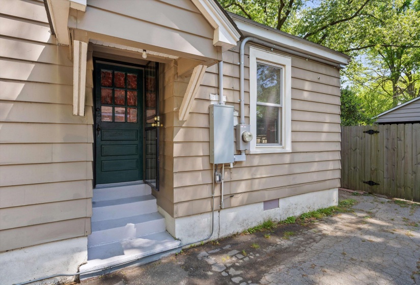 564 ALEXANDER ST, Memphis, Tennessee 38111, 2 Bedrooms Bedrooms, 6 Rooms Rooms,1 BathroomBathrooms,Residential,For Sale,ALEXANDER,10219510