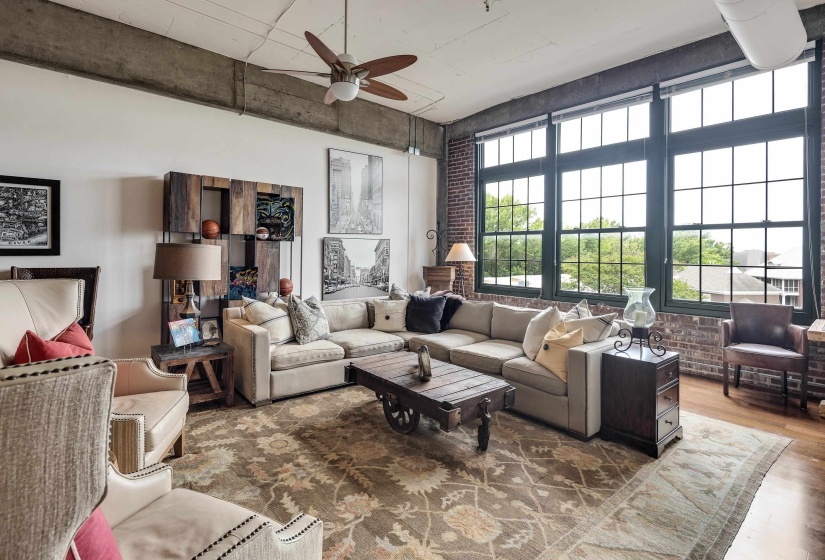 505 TENNESSEE ST, Memphis, Tennessee 38103, 2 Bedrooms Bedrooms, 4 Rooms Rooms,1 BathroomBathrooms,Residential,For Sale,TENNESSEE,10219515