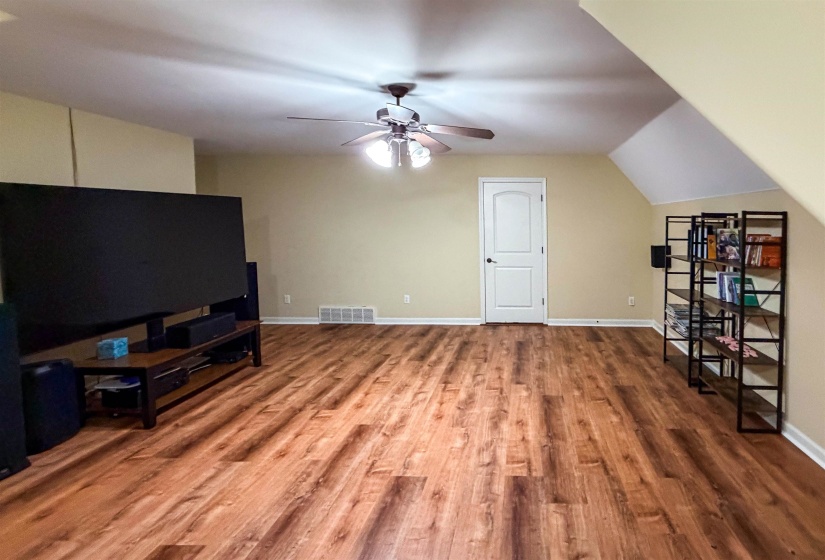 158 PORTER RUN DR, Collierville, Tennessee 38017, 4 Bedrooms Bedrooms, 8 Rooms Rooms,2.1 BathroomsBathrooms,Rental Properties,For Sale,PORTER RUN,10219567
