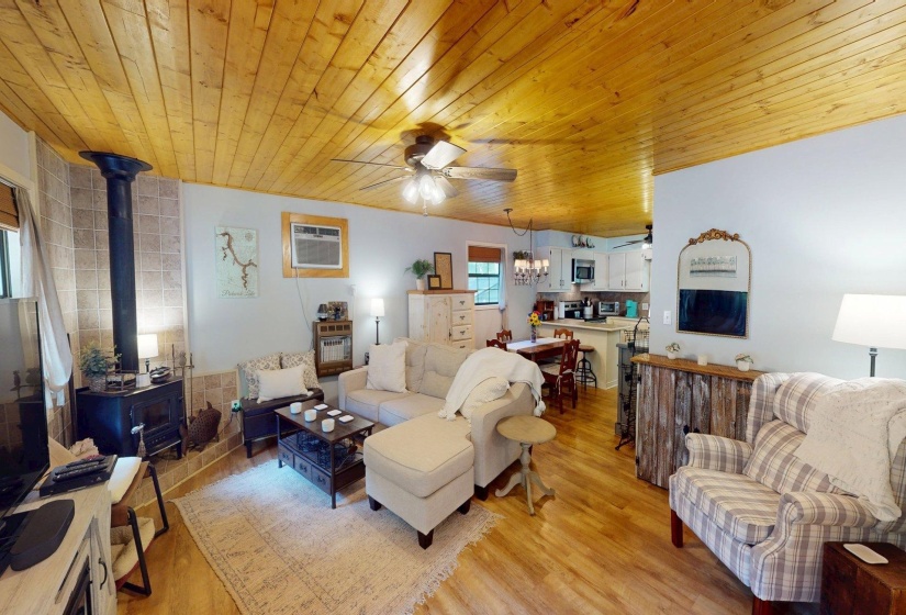 89 CR 323 RD, Iuka, Mississippi 38852, 2 Bedroom Bedrooms, 4 Room Rooms,2 BathroomBathrooms,Residential,For Sale,CR 323,0,10206057