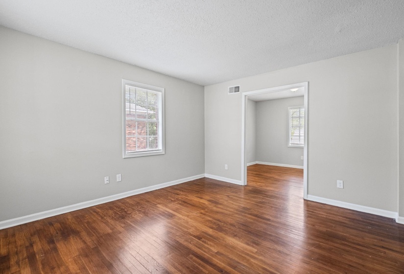 3580 RAMILL RD, Memphis, Tennessee 38128, 3 Bedroom Bedrooms, 6 Room Rooms,1.1 BathroomBathrooms,Residential,For Sale,RAMILL,0,10219520
