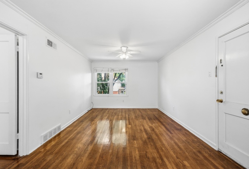 2997 WALNUT GROVE RD, Memphis, Tennessee 38111, 2 Bedroom Bedrooms, 5 Room Rooms,1 BathroomBathrooms,Residential,For Sale,WALNUT GROVE,0,10219521