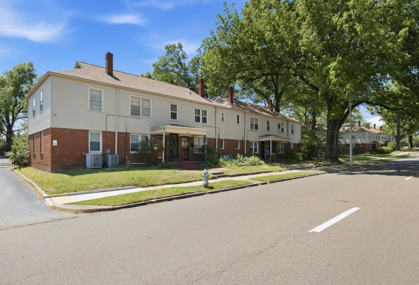 2997 WALNUT GROVE RD, Memphis, Tennessee 38111, 2 Bedroom Bedrooms, 5 Room Rooms,1 BathroomBathrooms,Residential,For Sale,WALNUT GROVE,0,10219521