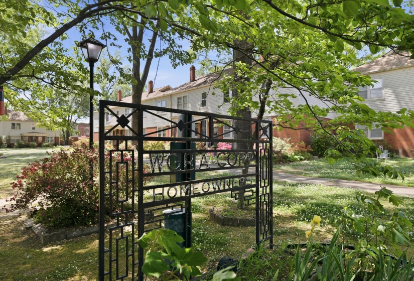 2997 WALNUT GROVE RD, Memphis, Tennessee 38111, 2 Bedroom Bedrooms, 5 Room Rooms,1 BathroomBathrooms,Residential,For Sale,WALNUT GROVE,0,10219521