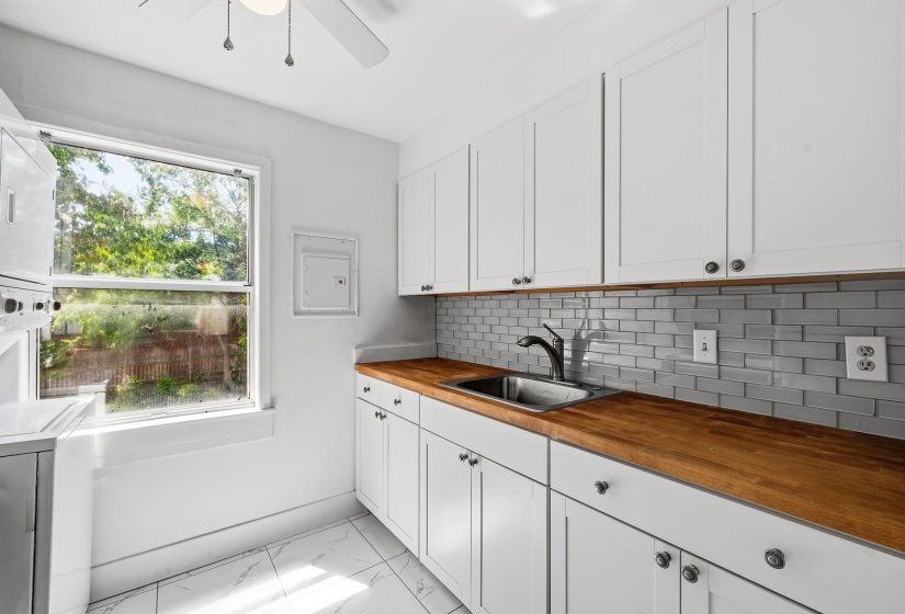 2997 WALNUT GROVE RD, Memphis, Tennessee 38111, 2 Bedroom Bedrooms, 5 Room Rooms,1 BathroomBathrooms,Residential,For Sale,WALNUT GROVE,0,10219521