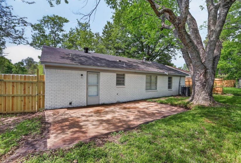 5096 BELFAST DR, Unicorp/Memphis, Tennessee 38127, 3 Bedroom Bedrooms, 5 Room Rooms,1 BathroomBathrooms,Residential,For Sale,BELFAST,0,10219549