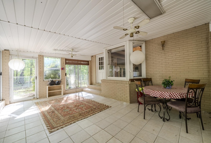 101 BOB ST, Selmer, Tennessee 38375, 4 Bedrooms Bedrooms, 13 Rooms Rooms,2.2 BathroomsBathrooms,Residential,For Sale,BOB,10219569