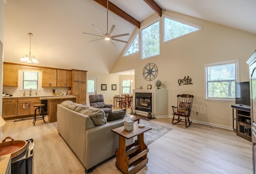 325 MURRAY LN, Counce, Tennessee 38326, 3 Bedrooms Bedrooms, 5 Rooms Rooms,2 BathroomsBathrooms,Residential,For Sale,MURRAY,10219589