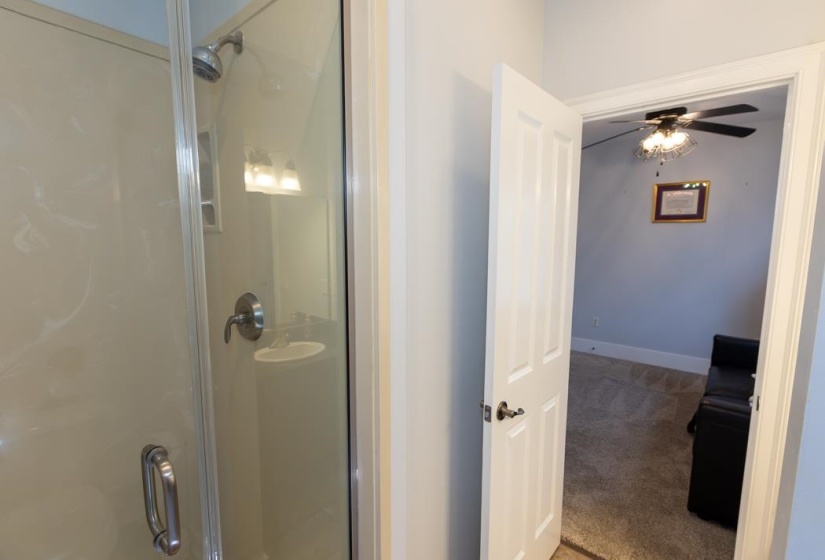 616 DENMARK DR, Memphis, Tennessee 38103, 3 Bedrooms Bedrooms, 6 Rooms Rooms,3.1 BathroomsBathrooms,Residential,For Sale,DENMARK,10219595