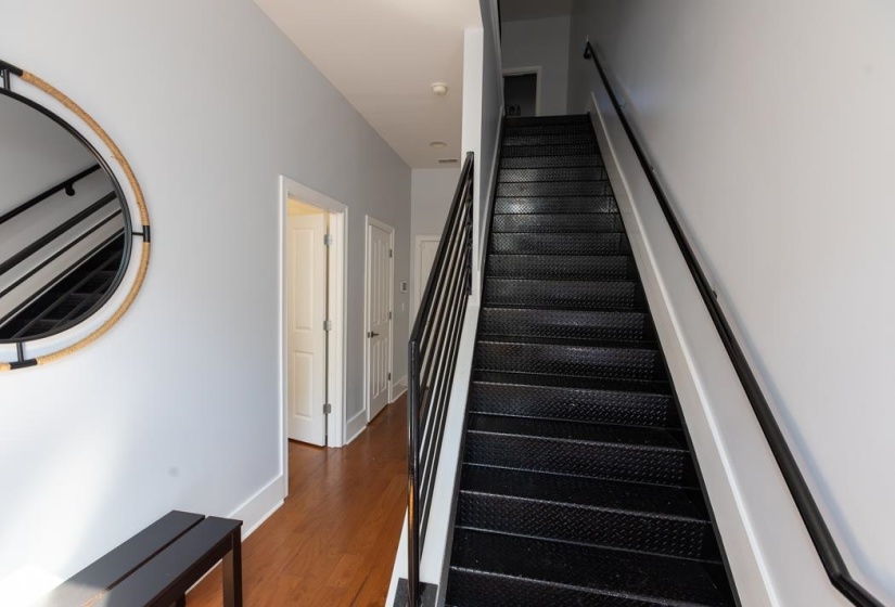 616 DENMARK DR, Memphis, Tennessee 38103, 3 Bedrooms Bedrooms, 6 Rooms Rooms,3.1 BathroomsBathrooms,Residential,For Sale,DENMARK,10219595