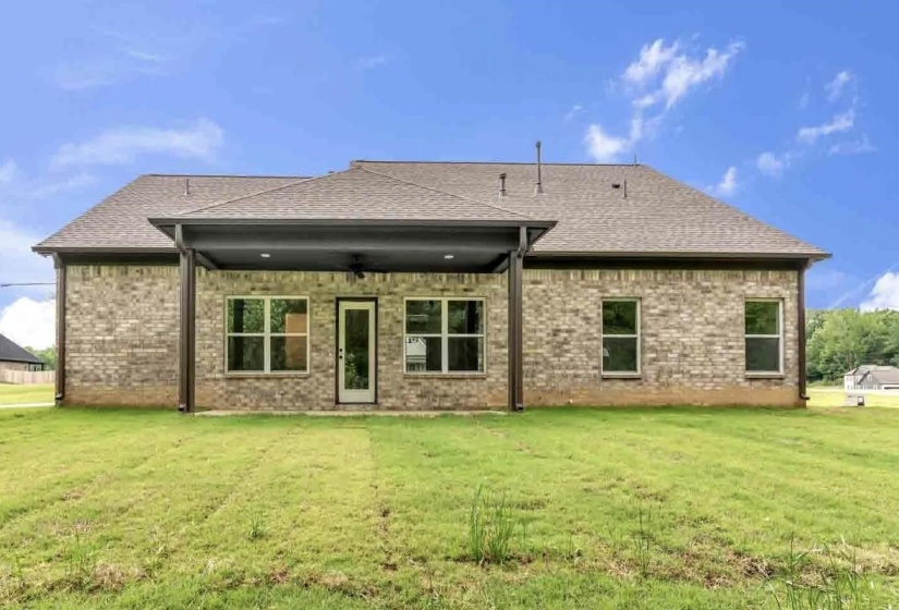 45 HUGHETTA ST, Oakland, Tennessee 38060, 4 Bedrooms Bedrooms, 11 Rooms Rooms,2.1 BathroomsBathrooms,Residential,For Sale,HUGHETTA,10219606