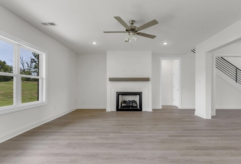 45 HUGHETTA ST, Oakland, Tennessee 38060, 4 Bedrooms Bedrooms, 11 Rooms Rooms,2.1 BathroomsBathrooms,Residential,For Sale,HUGHETTA,10219606
