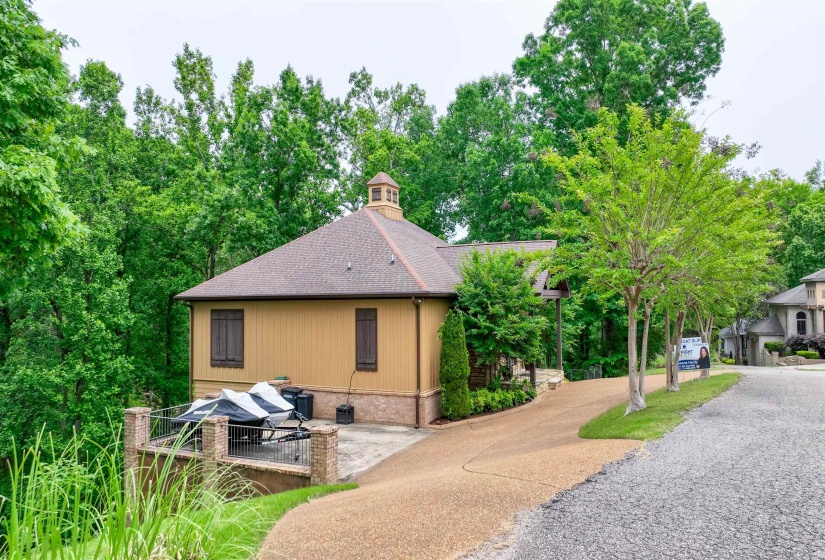 65 BOULDER RIDGE RD, Savannah, Tennessee 38372, 4 Bedroom Bedrooms, 12 Room Rooms,3.1 BathroomBathrooms,Residential,For Sale,BOULDER RIDGE,0,10219610