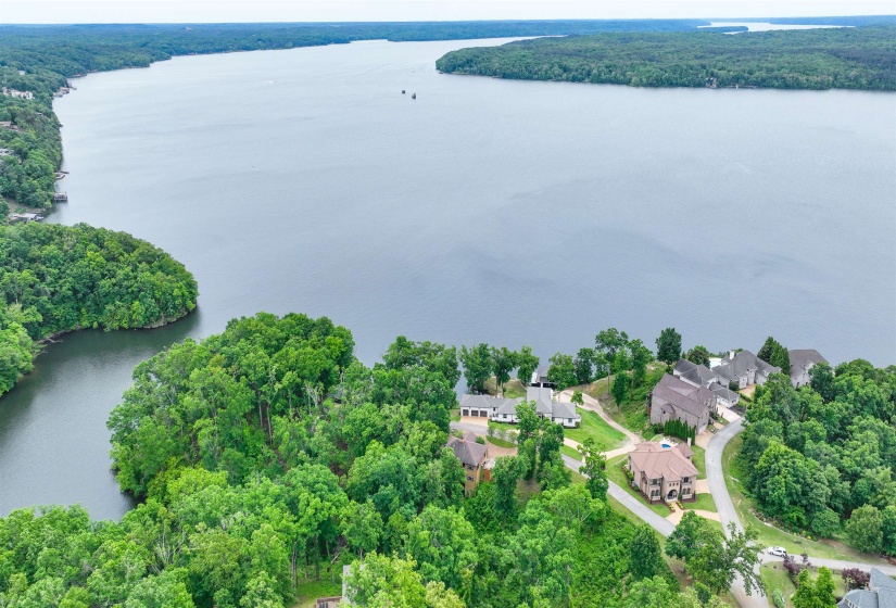 65 BOULDER RIDGE RD, Savannah, Tennessee 38372, 4 Bedroom Bedrooms, 12 Room Rooms,3.1 BathroomBathrooms,Residential,For Sale,BOULDER RIDGE,0,10219610
