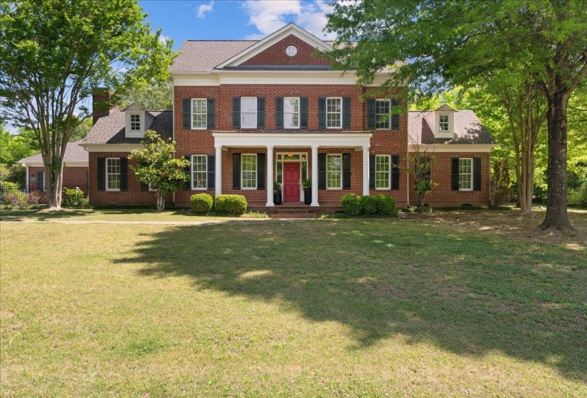 5264 CHAPPEL CV, Olive Branch, Mississippi 38654-9556, 5 Bedrooms Bedrooms, 10 Rooms Rooms,4.1 BathroomsBathrooms,Residential,For Sale,CHAPPEL,10219611