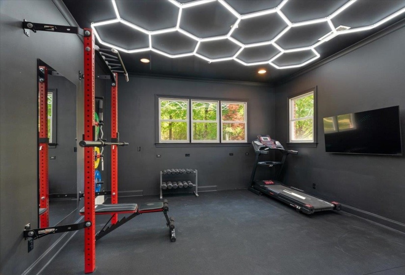 Can also be a 5th Bedroom
