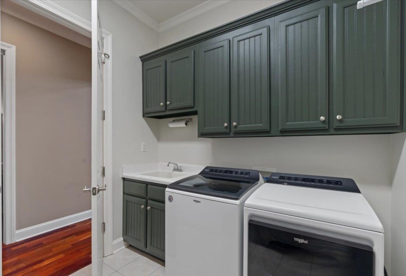 5264 CHAPPEL CV, Olive Branch, Mississippi 38654-9556, 5 Bedrooms Bedrooms, 10 Rooms Rooms,4.1 BathroomsBathrooms,Residential,For Sale,CHAPPEL,10219611
