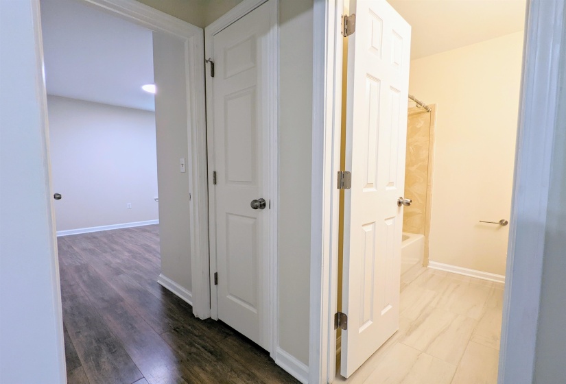 6498 GLASTONBURG LN, Memphis, Tennessee 38134, 3 Bedrooms Bedrooms, 5 Rooms Rooms,2 BathroomsBathrooms,Rental Properties,For Sale,GLASTONBURG,10219646