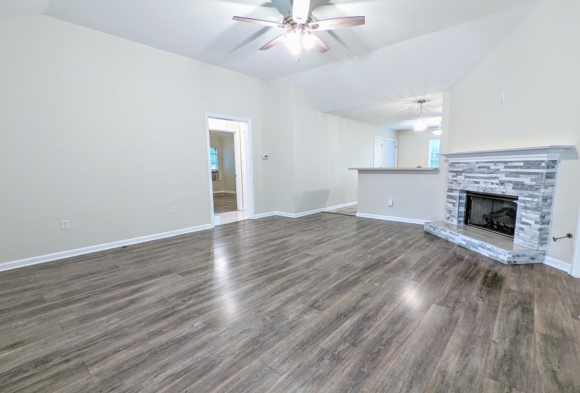 6498 GLASTONBURG LN, Memphis, Tennessee 38134, 3 Bedrooms Bedrooms, 5 Rooms Rooms,2 BathroomsBathrooms,Rental Properties,For Sale,GLASTONBURG,10219646