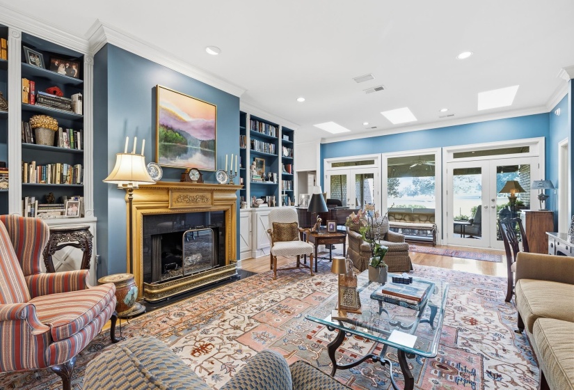 3200 CLUB TOWER DR, Memphis, Tennessee 38111, 4 Bedrooms Bedrooms, 8 Rooms Rooms,3.1 BathroomsBathrooms,Residential,For Sale,CLUB TOWER,10219617