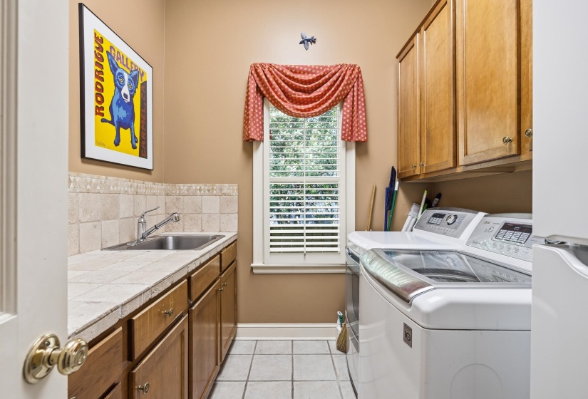 3200 CLUB TOWER DR, Memphis, Tennessee 38111, 4 Bedrooms Bedrooms, 8 Rooms Rooms,3.1 BathroomsBathrooms,Residential,For Sale,CLUB TOWER,10219617