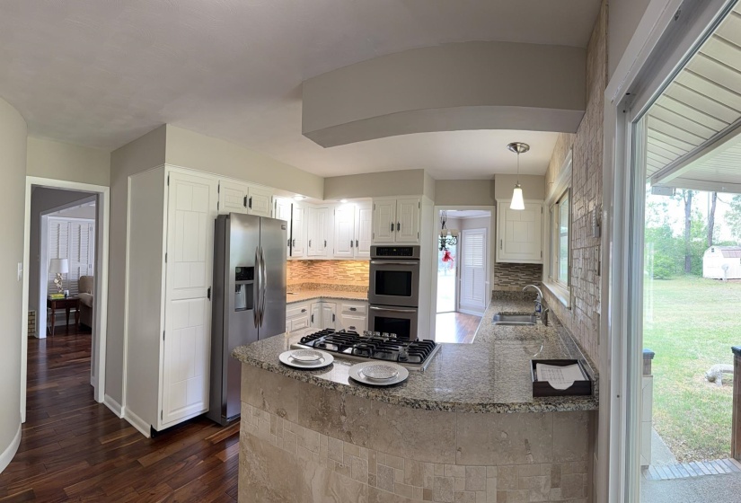 544 PETERSON LAKE RD, Collierville, Tennessee 38017, 6 Bedrooms Bedrooms, 12 Rooms Rooms,3.1 BathroomsBathrooms,Residential,For Sale,PETERSON LAKE,10219618