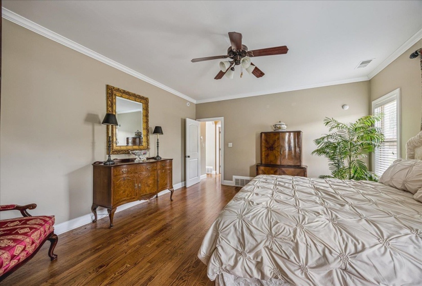 8926 VALLEY MILL LN, Bartlett, Tennessee 38002, 4 Bedrooms Bedrooms, 15 Rooms Rooms,3 BathroomsBathrooms,Residential,For Sale,VALLEY MILL,10219622