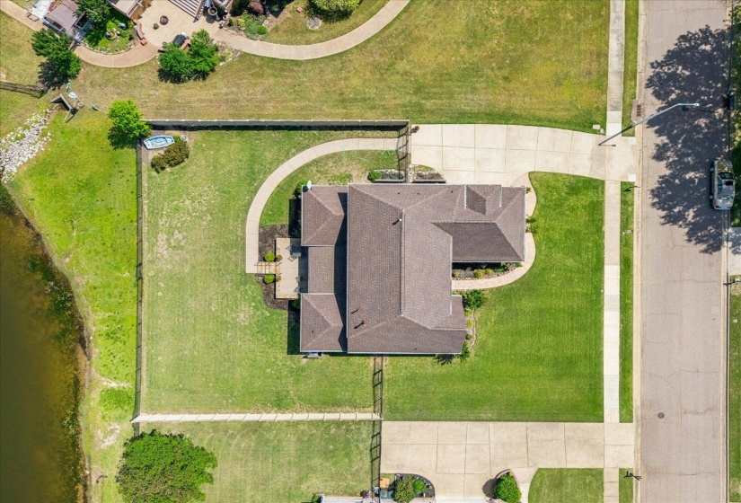 8926 VALLEY MILL LN, Bartlett, Tennessee 38002, 4 Bedrooms Bedrooms, 15 Rooms Rooms,3 BathroomsBathrooms,Residential,For Sale,VALLEY MILL,10219622