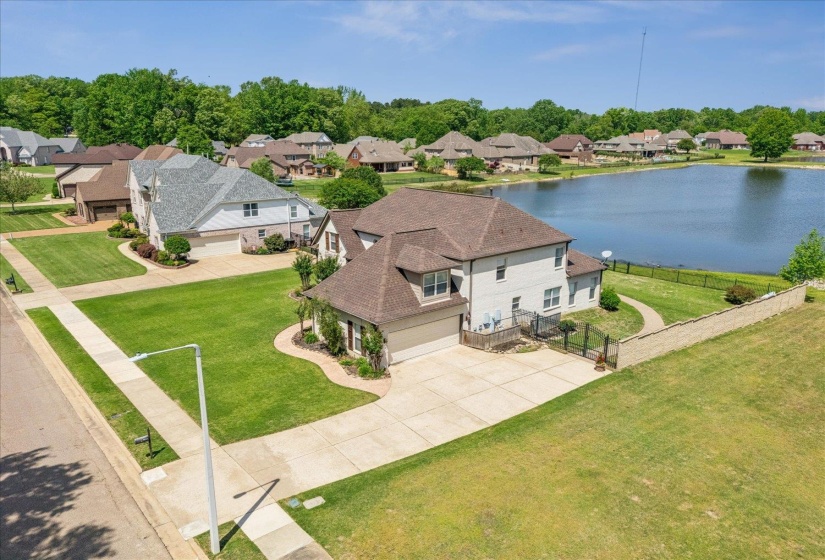 8926 VALLEY MILL LN, Bartlett, Tennessee 38002, 4 Bedrooms Bedrooms, 15 Rooms Rooms,3 BathroomsBathrooms,Residential,For Sale,VALLEY MILL,10219622