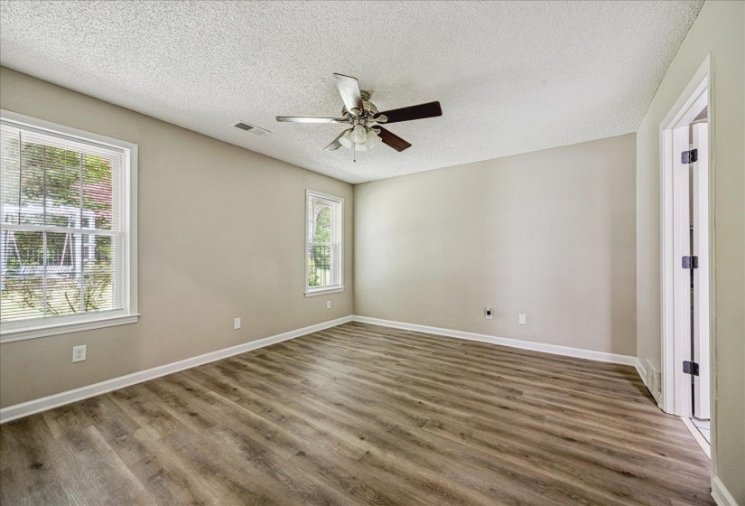 7828 CHANEY LN, Bartlett, Tennessee 38133, 4 Bedrooms Bedrooms, 7 Rooms Rooms,2.1 BathroomsBathrooms,Residential,For Sale,CHANEY,10219624