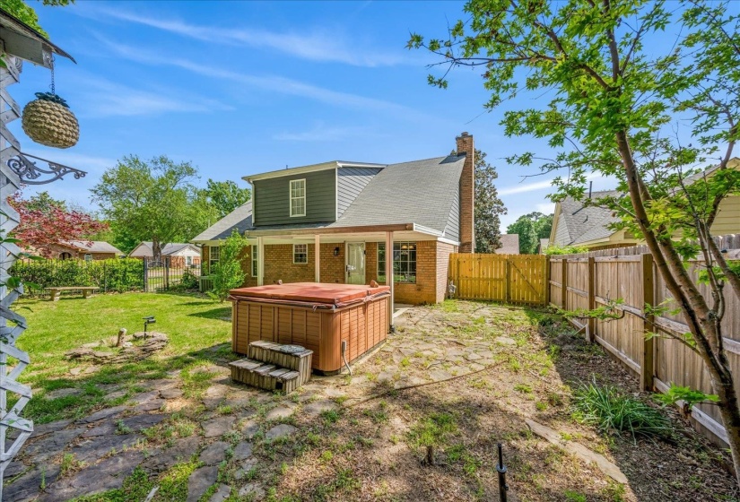 7828 CHANEY LN, Bartlett, Tennessee 38133, 4 Bedrooms Bedrooms, 7 Rooms Rooms,2.1 BathroomsBathrooms,Residential,For Sale,CHANEY,10219624