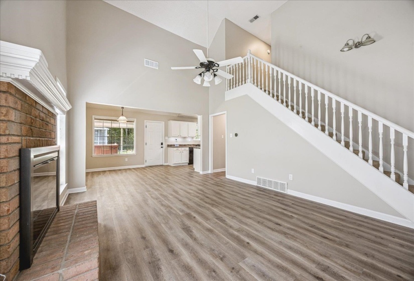 7828 CHANEY LN, Bartlett, Tennessee 38133, 4 Bedrooms Bedrooms, 7 Rooms Rooms,2.1 BathroomsBathrooms,Residential,For Sale,CHANEY,10219624