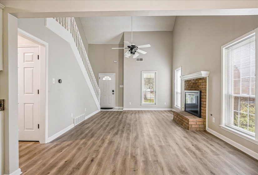 7828 CHANEY LN, Bartlett, Tennessee 38133, 4 Bedrooms Bedrooms, 7 Rooms Rooms,2.1 BathroomsBathrooms,Residential,For Sale,CHANEY,10219624