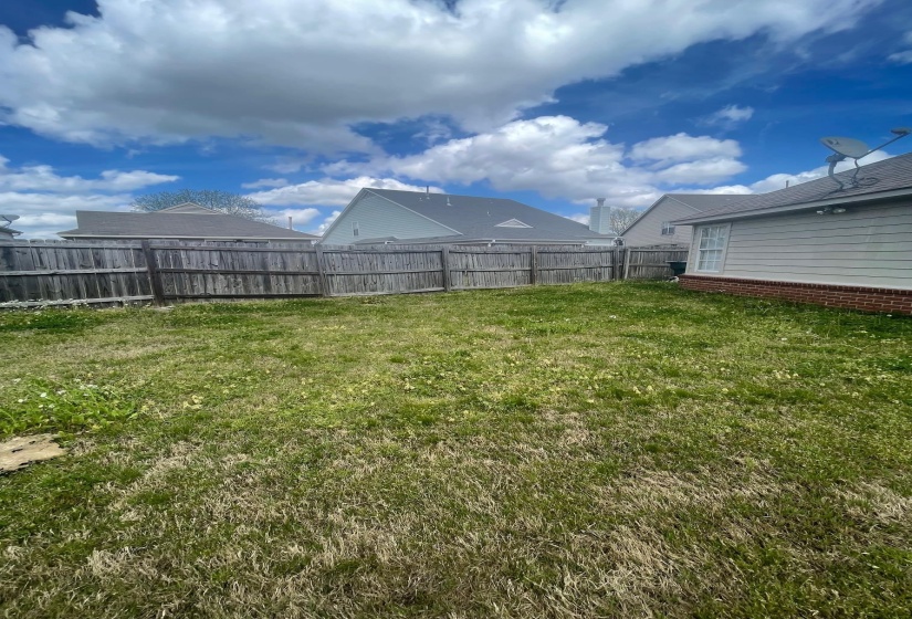 7068 MILLERS GLEN WAY, Unincorporated, Tennessee 38125-0000, 3 Bedroom Bedrooms, 6 Room Rooms,2 BathroomBathrooms,Residential,For Sale,MILLERS GLEN,0,10219626