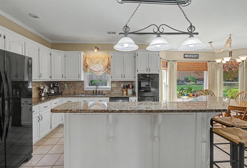 337 REVELL CV, Collierville, Tennessee 38017, 4 Bedrooms Bedrooms, 7 Rooms Rooms,2.1 BathroomsBathrooms,Residential,For Sale,REVELL,10219633