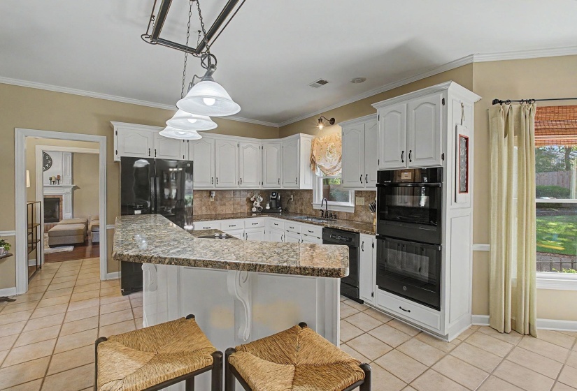 337 REVELL CV, Collierville, Tennessee 38017, 4 Bedrooms Bedrooms, 7 Rooms Rooms,2.1 BathroomsBathrooms,Residential,For Sale,REVELL,10219633