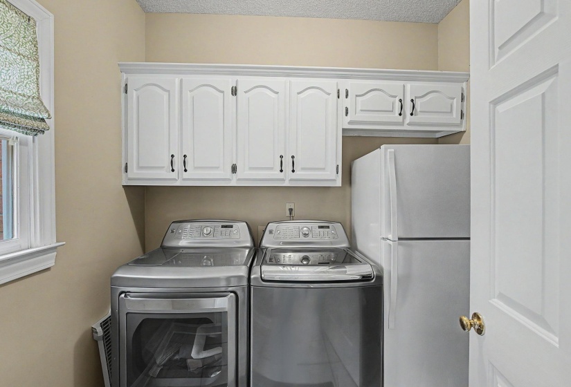 337 REVELL CV, Collierville, Tennessee 38017, 4 Bedrooms Bedrooms, 7 Rooms Rooms,2.1 BathroomsBathrooms,Residential,For Sale,REVELL,10219633