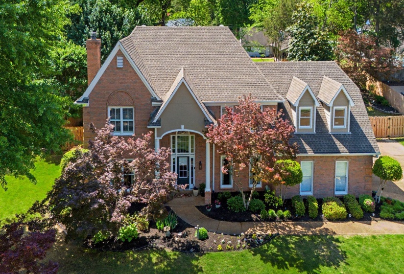 337 REVELL CV, Collierville, Tennessee 38017, 4 Bedrooms Bedrooms, 7 Rooms Rooms,2.1 BathroomsBathrooms,Residential,For Sale,REVELL,10219633