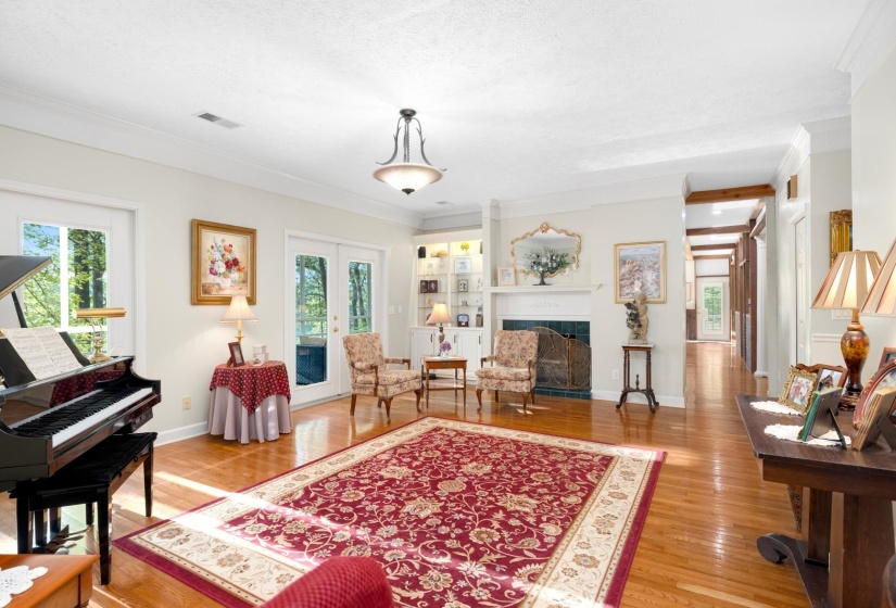 100 WOODRUN CIR, Middleton, Tennessee 38052-4460, 3 Bedrooms Bedrooms, 11 Rooms Rooms,3.2 BathroomsBathrooms,Residential,For Sale,WOODRUN,10219637