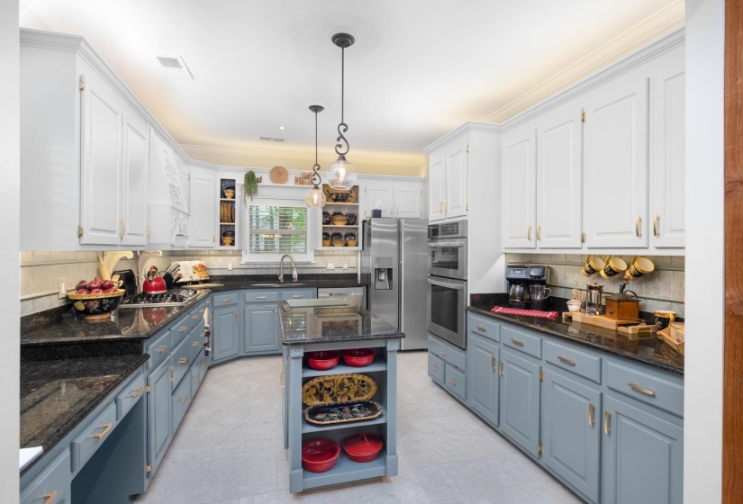 100 WOODRUN CIR, Middleton, Tennessee 38052-4460, 3 Bedrooms Bedrooms, 11 Rooms Rooms,3.2 BathroomsBathrooms,Residential,For Sale,WOODRUN,10219637