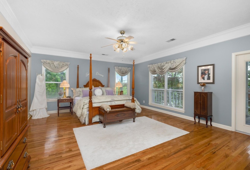 100 WOODRUN CIR, Middleton, Tennessee 38052-4460, 3 Bedrooms Bedrooms, 11 Rooms Rooms,3.2 BathroomsBathrooms,Residential,For Sale,WOODRUN,10219637