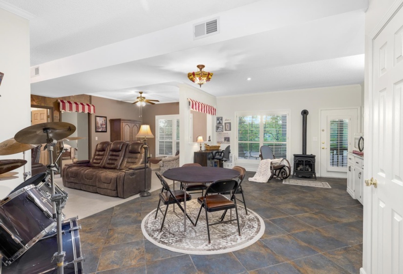 100 WOODRUN CIR, Middleton, Tennessee 38052-4460, 3 Bedrooms Bedrooms, 11 Rooms Rooms,3.2 BathroomsBathrooms,Residential,For Sale,WOODRUN,10219637