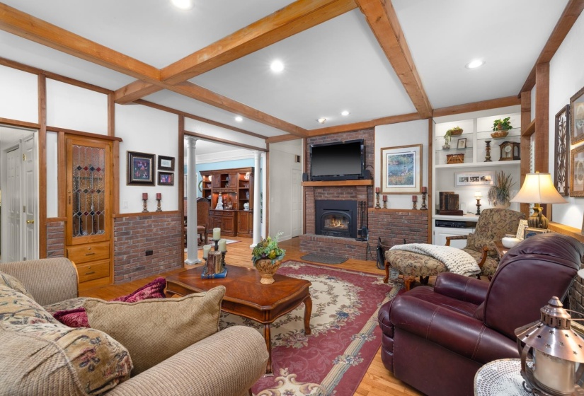 100 WOODRUN CIR, Middleton, Tennessee 38052-4460, 3 Bedrooms Bedrooms, 11 Rooms Rooms,3.2 BathroomsBathrooms,Residential,For Sale,WOODRUN,10219637