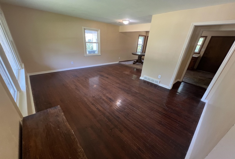 3486 STEELE ST, Memphis, Tennessee 38127, 5 Bedrooms Bedrooms, 8 Rooms Rooms,1.1 BathroomsBathrooms,Residential,For Sale,STEELE,10219640